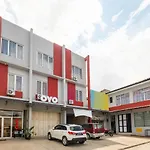 OYO 2759 Cibeureum Residence Ii Near RS Rajawali