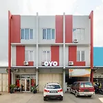 OYO 2759 Cibeureum Residence Ii Near RS Rajawali
