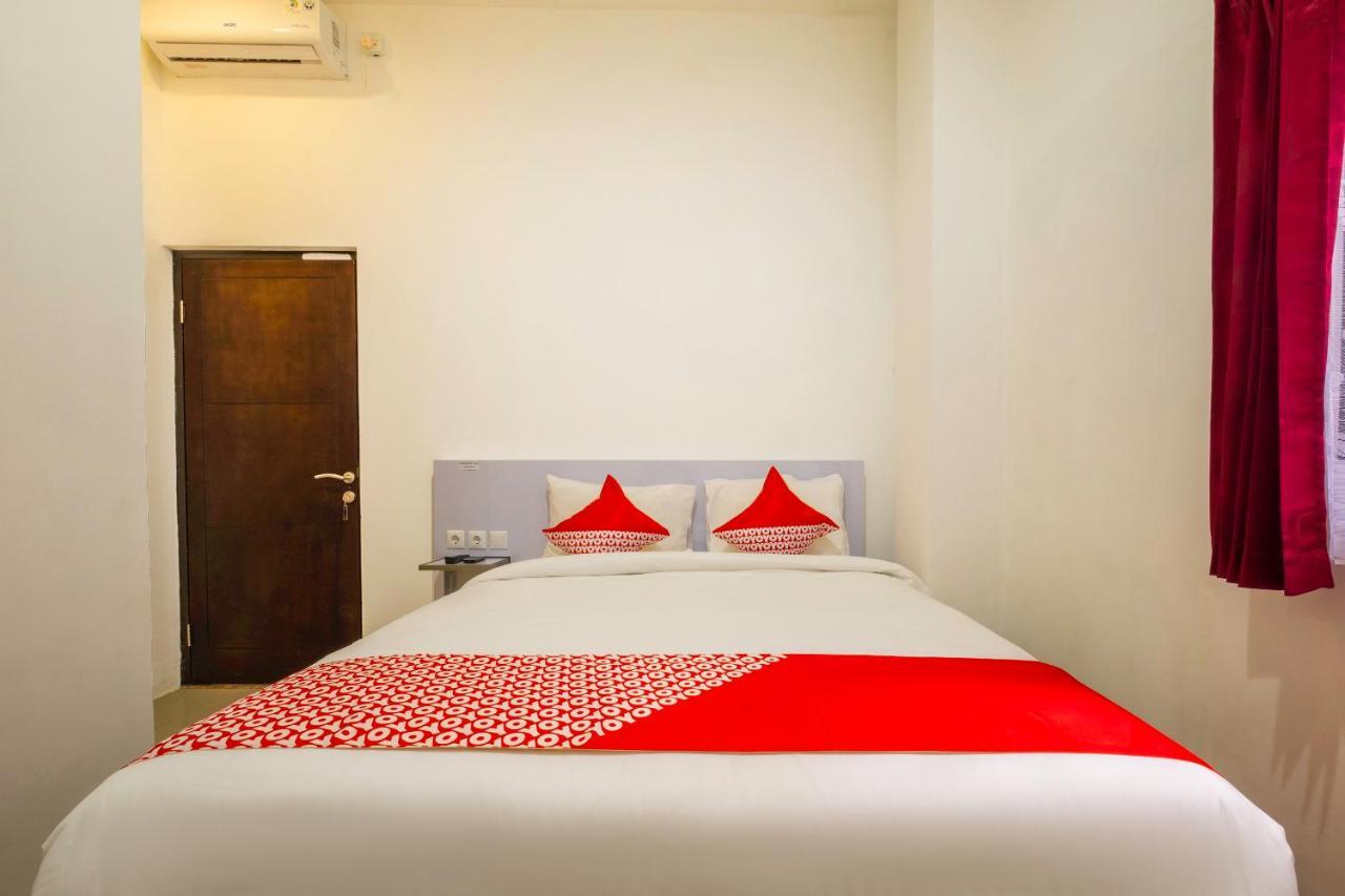 Oyo 2759 Cibeureum Ii Near Rs Rajawali Hotel 2*